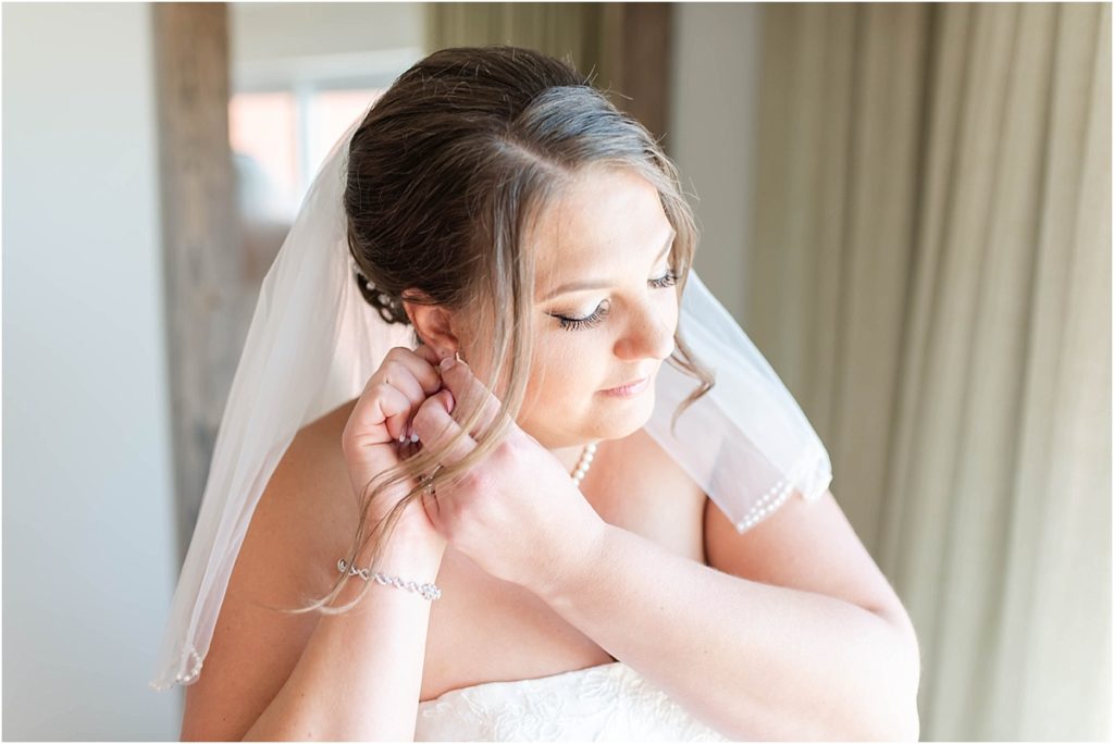 Elegant Coral Wedding at The Don Cesar in St Petersburg, FL by Katie Hauburger Photography, Tampa Wedding Photographer