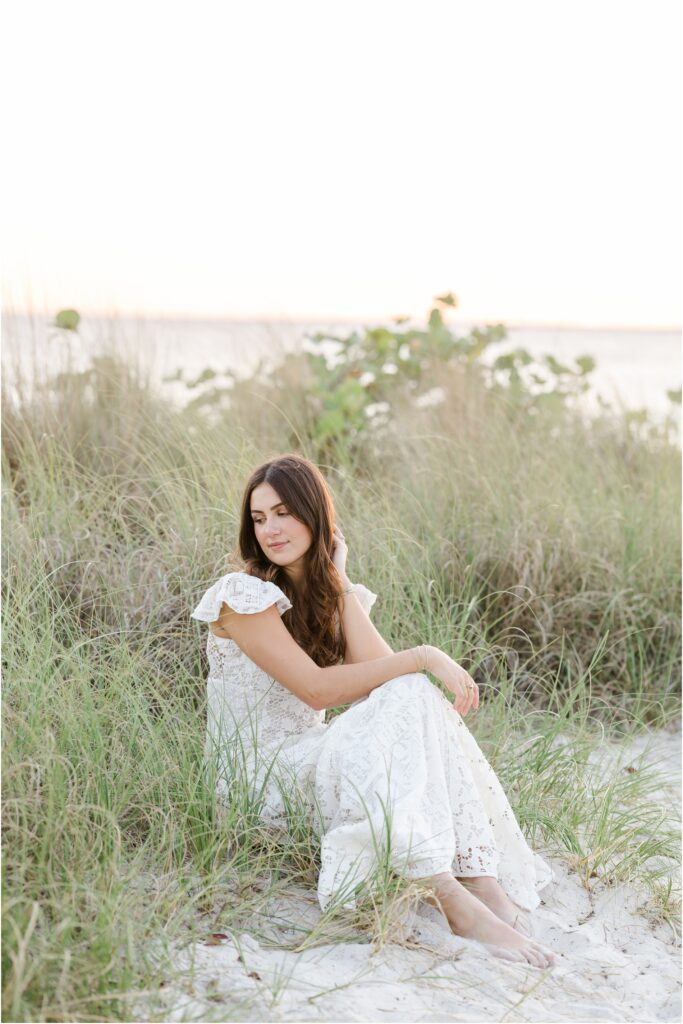 Hyde Park Senior Photos. Tampa Senior Photos. Tampa Senior Photographer. Senior Photos in Field in Tampa. Katie Hauburger Photography.